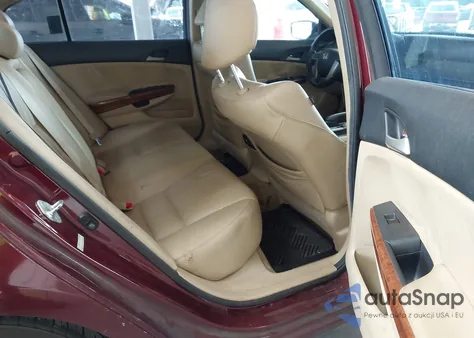 2011 Honda Accord 2.4 Ex-L from USA, damaged, VIN 1HGCP2F87BA007771